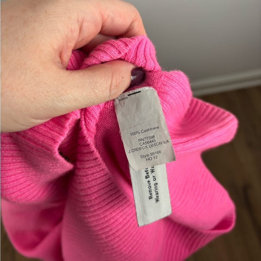 J Crew Pink Turtleneck Sweater 100% Cashmere XS - Picture 5 of 5